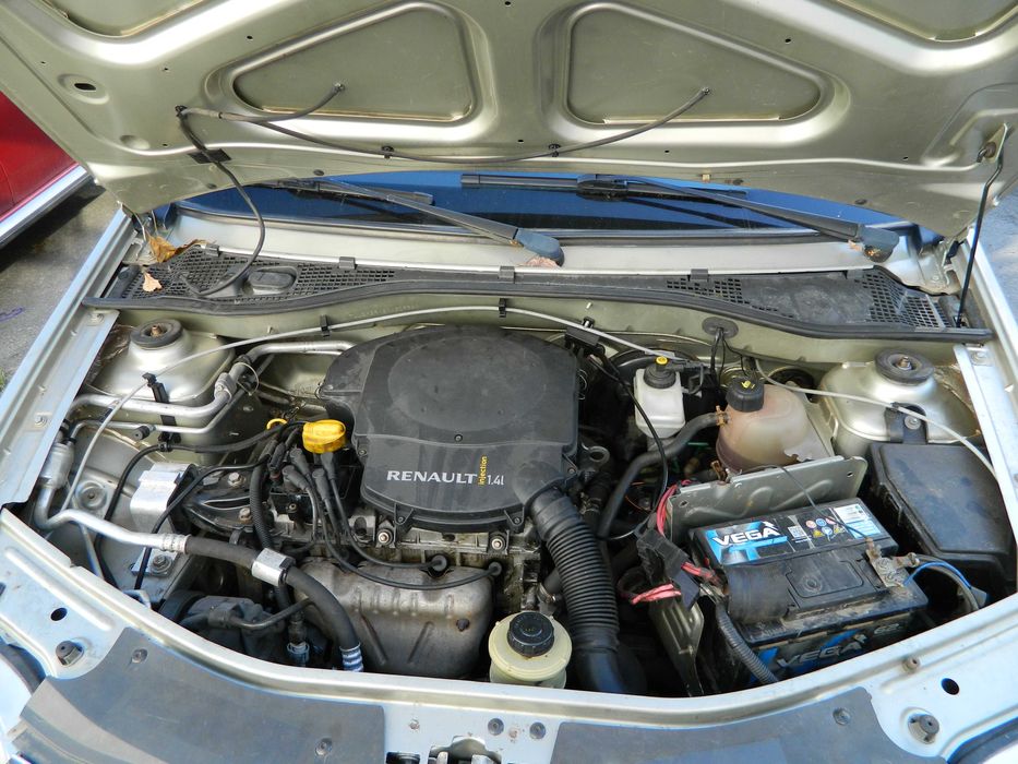 Renault Logan 1,4 2011 г.в. с КОНДИЦИОНЕРОM, ГАЗ/бензин 4-го поколения