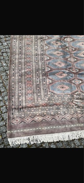 Tapete persa em seda