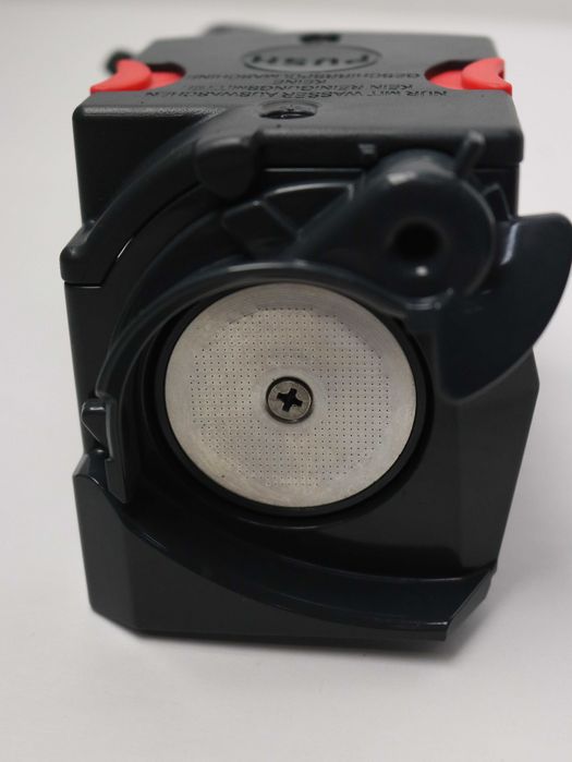 DeLonghi Magnifica S Ekspres do Kawy Ciśnieniowy ECAM11.112.B