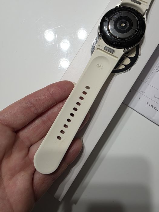 Smartwatch Samsung Galaxy Watch 6 40mm Gold złoty GW 09/2025