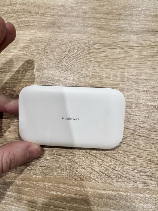 4G WiFi роутер HUAWEI