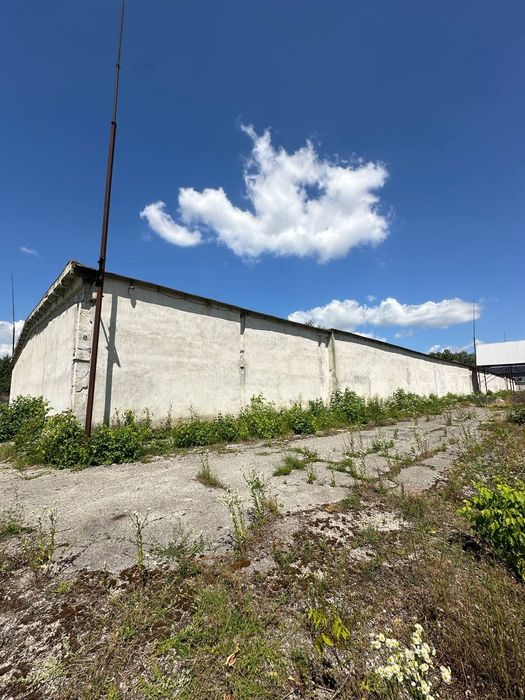 Продаються виробничо складські приміщення 4965 м²