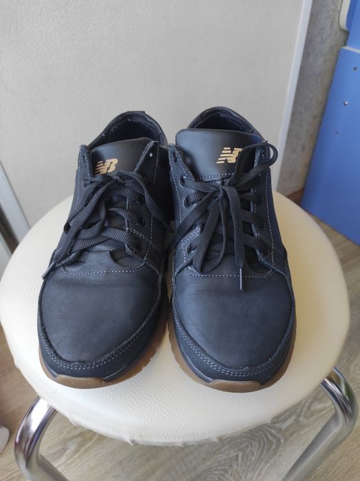 Продам чоловічі шкіряні кросівки New Balance 40 розмір