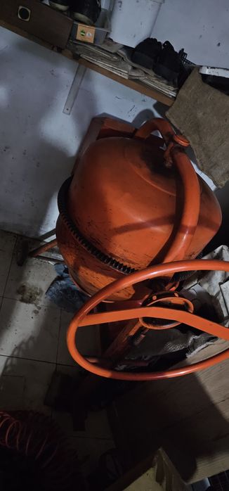 Betoneira de 140L