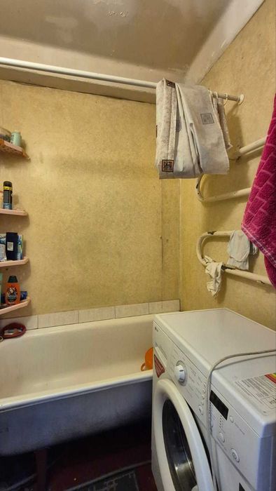 *Однокімнатна картира по вул. Євпаторійська