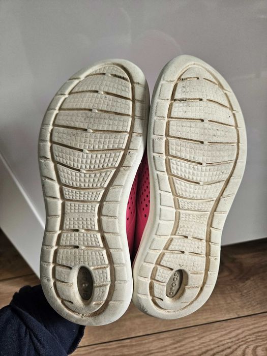 Buty sportowe crocs j3 34 35