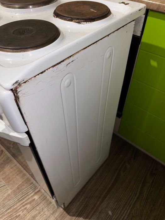 Электрическая плита Indesit .