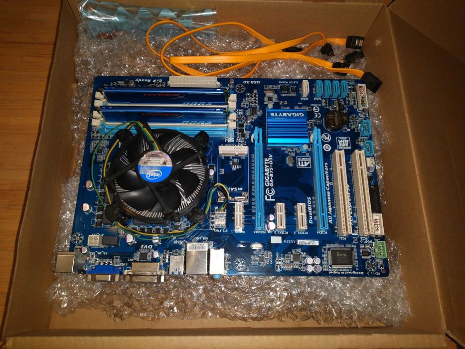 Płyta główna GIGABYTE z procesorem XEON E3-1280v2 Socket 1155 + RAM