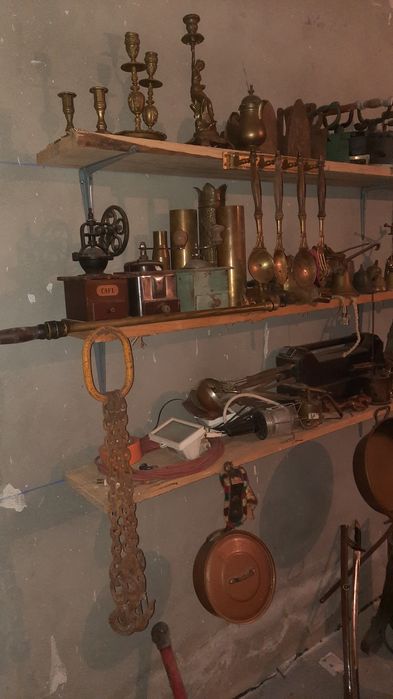 Material em cobre, latão e bronze. Vintage