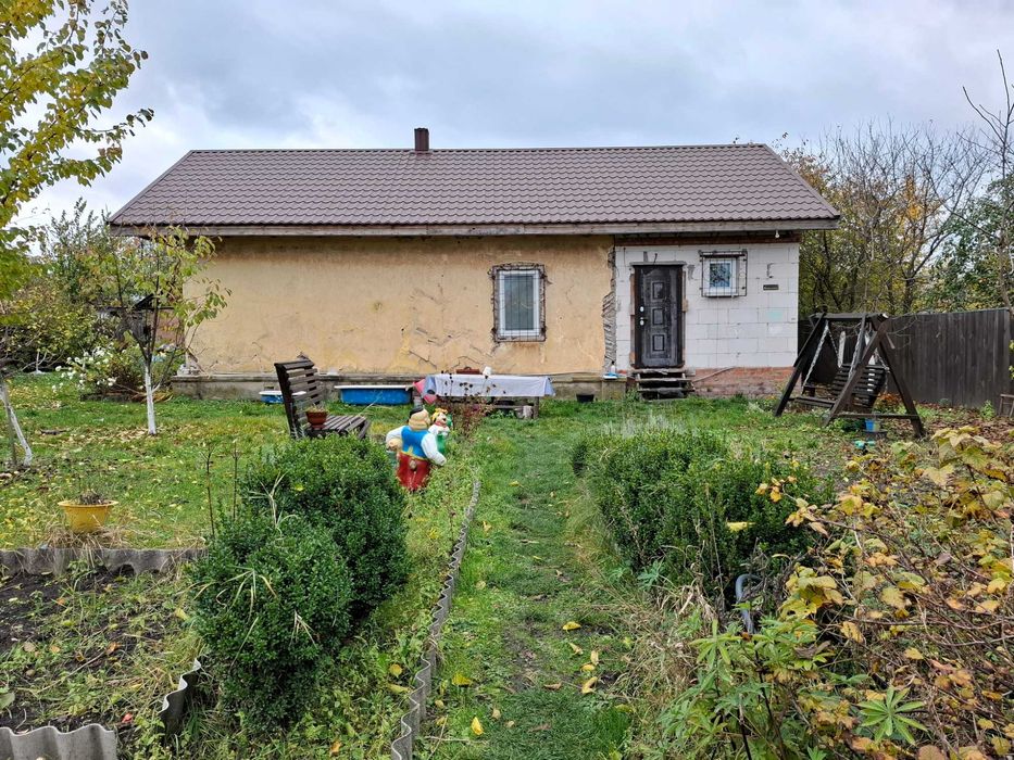 Відмінний будинок с. Піски, 20 км від Чернігова!