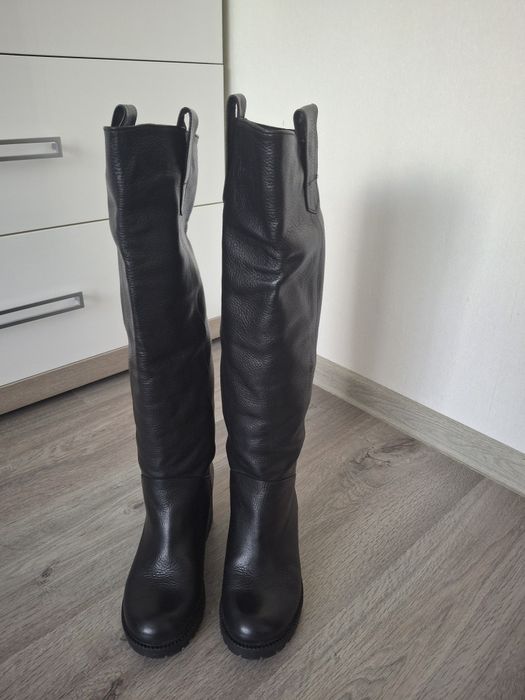 Продам зимові чоботи (труби) 36р