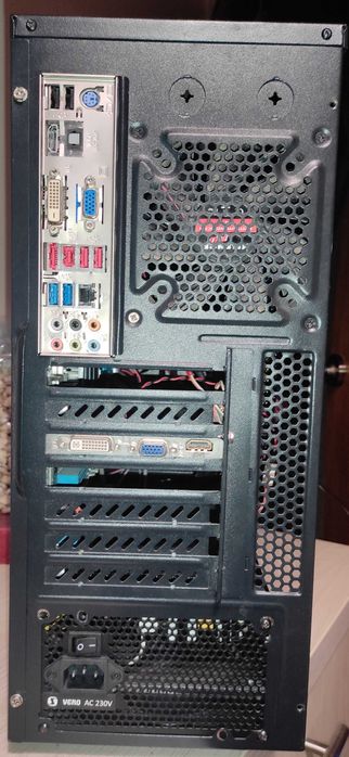 Komputer PC stacjonarny ATX