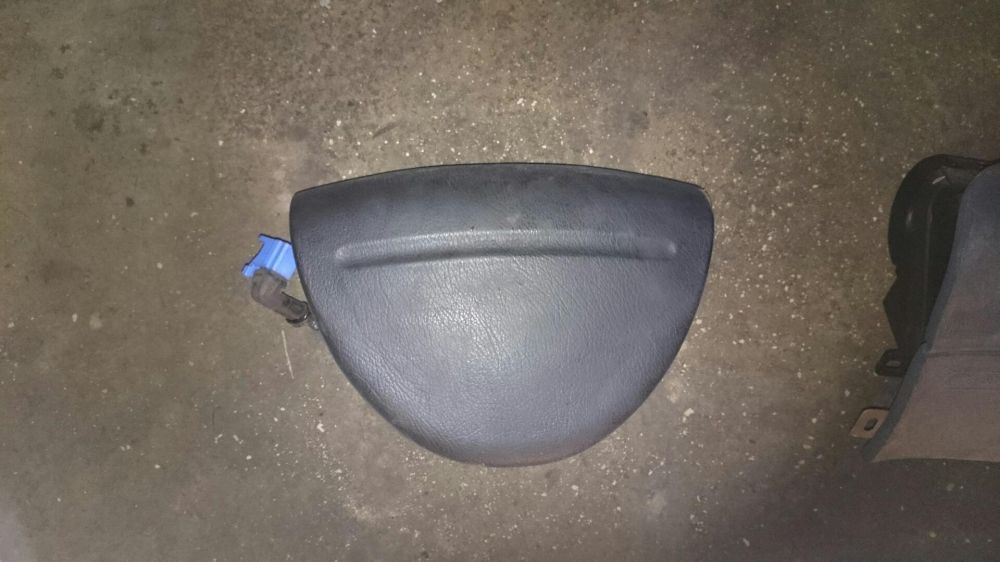 mazda 929 airbag