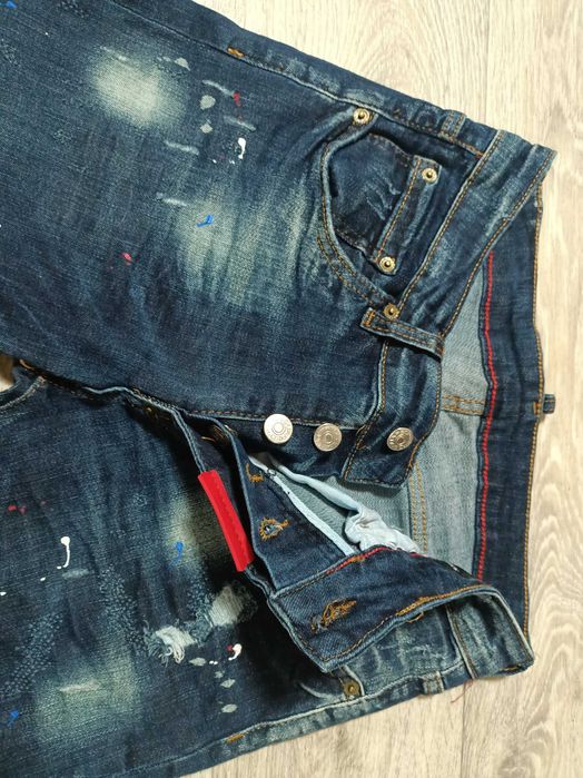 Джинсові шорти dsquared2 44 розмір