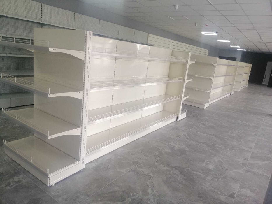 Стелажі для магазину, торгові стелажі, кутові і острівні стелажі