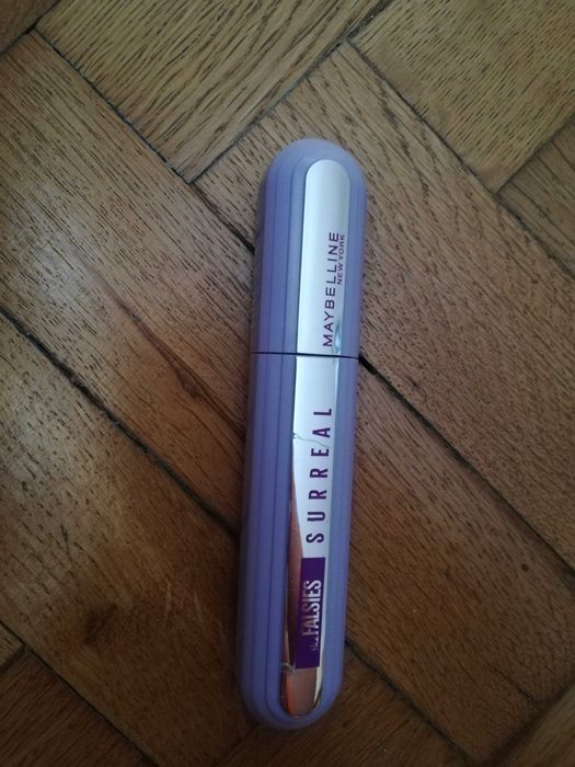 Tusz do rzęs Maybelline New York The Falsies Surreal