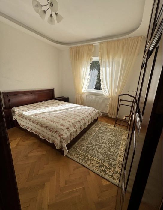 Здається приватний будинок в центральній частині міста