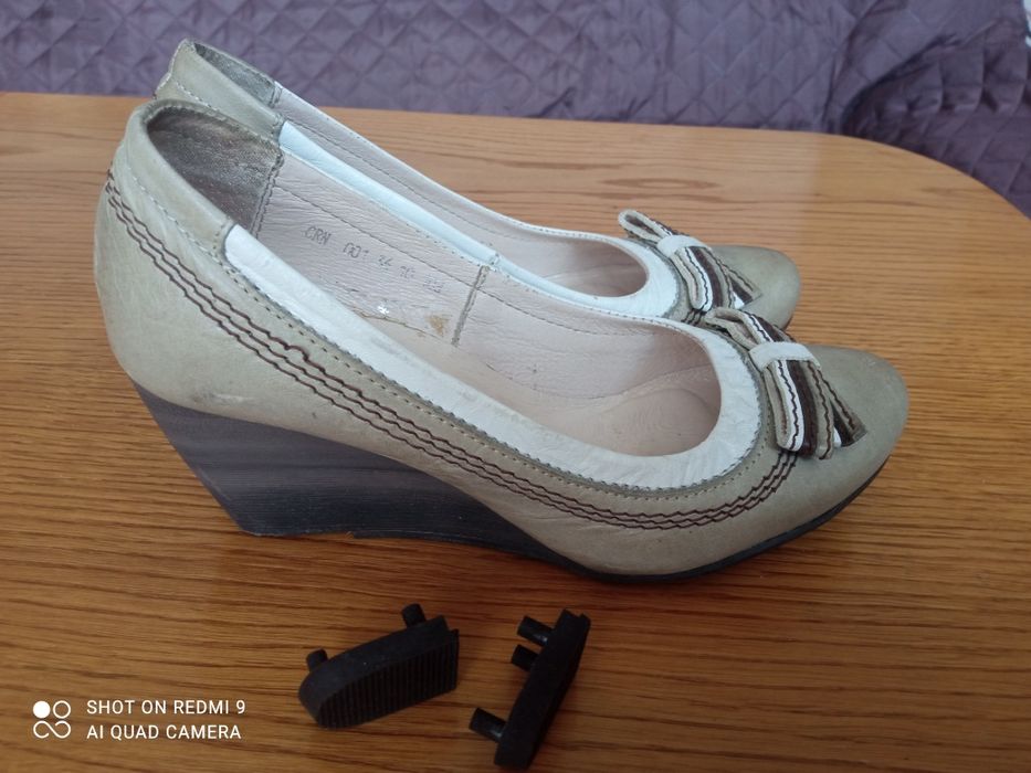 Śliczne skórzane buty Carinii