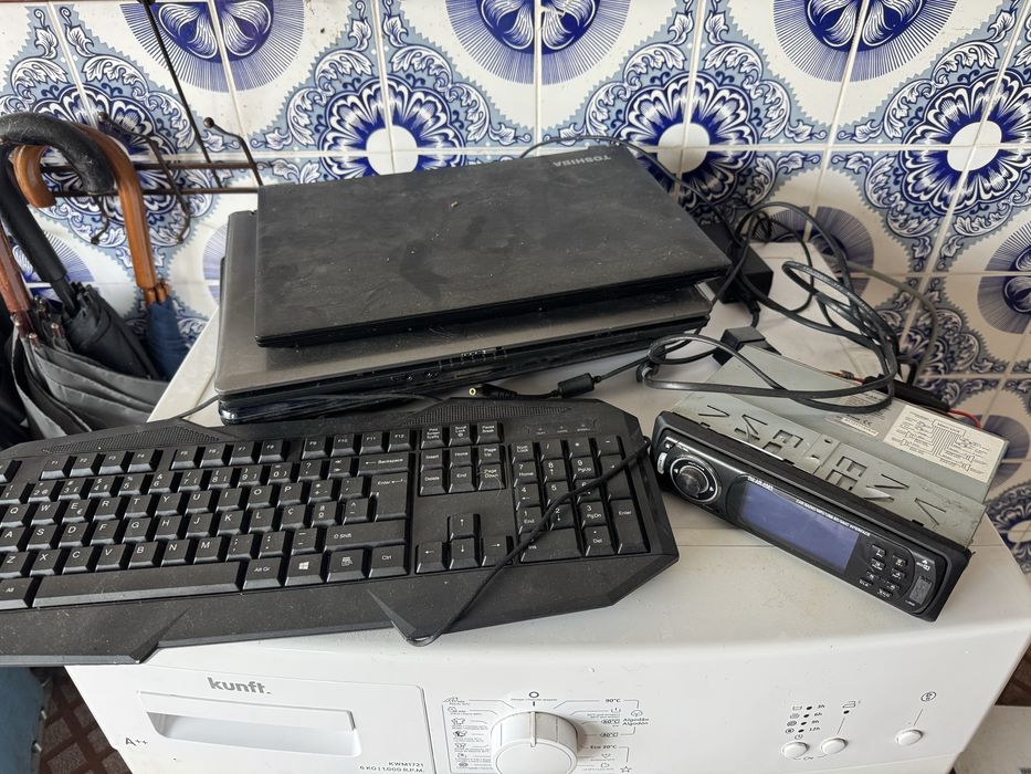 Laptops, Keyboard, and Car Radio64550780705026121