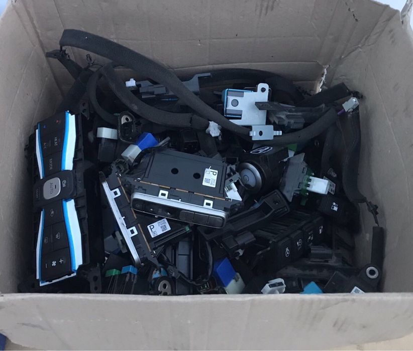 Блок кнопка датчик до Ніссан Ліф Nissan Leaf 11-12 13-17 18-24