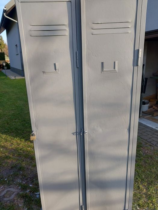 Sprzedam szafę metalowa