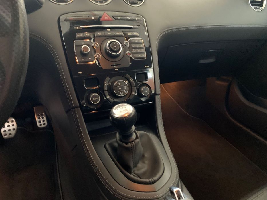 Peugeot RCZ 1.6 200 THP
