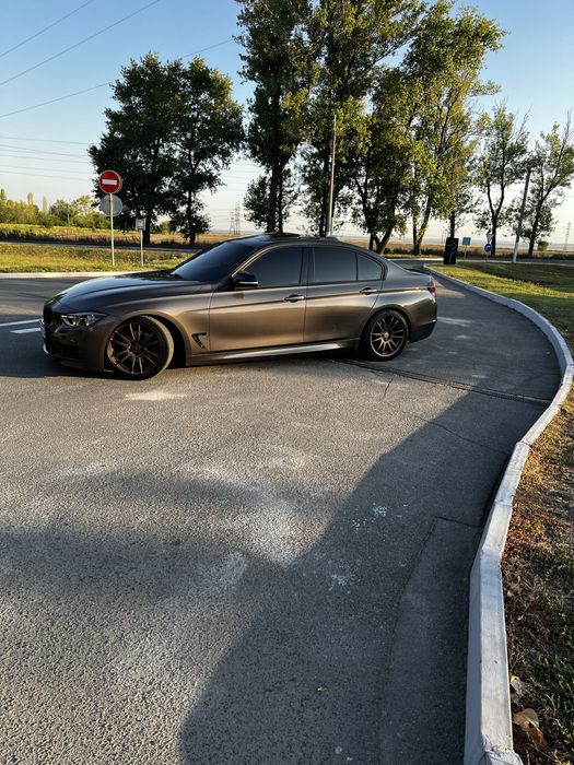 Продам BMW F30 328i xDrive