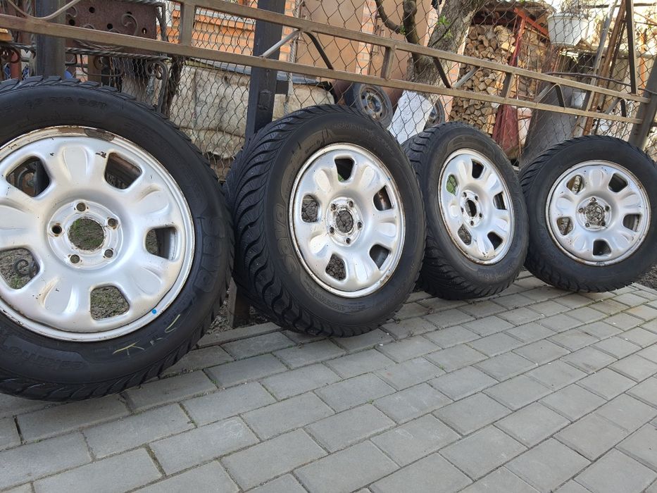 Диски з резиною на Дастер Duster