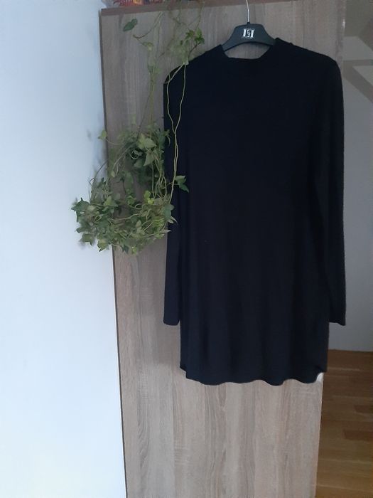 Czarna klasyczna dzianinowa sweterkowa swetr sukienka Ginatricot L 40