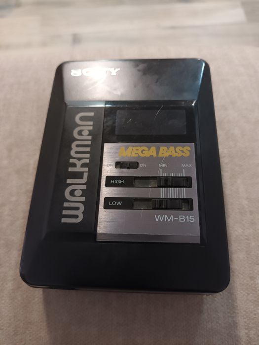 Walkman Sony WM-B15

- Modelo: WM-B115
- Função Meg