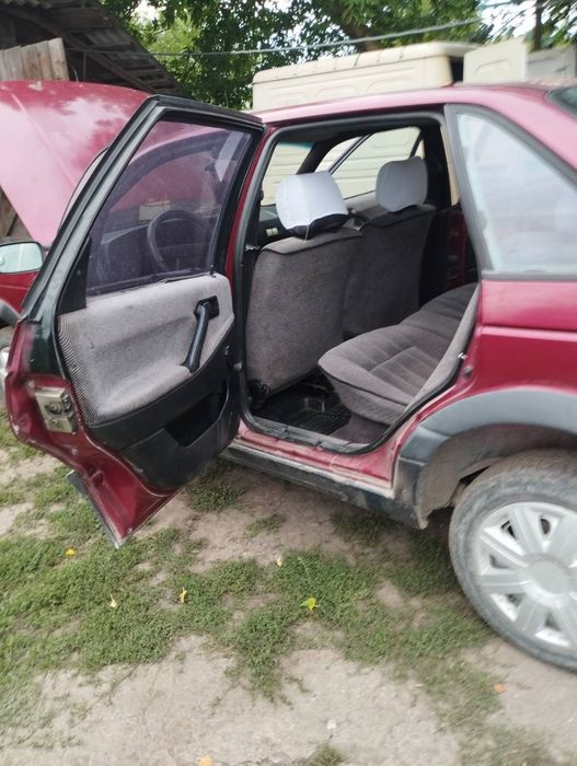 Продам 780 доларів