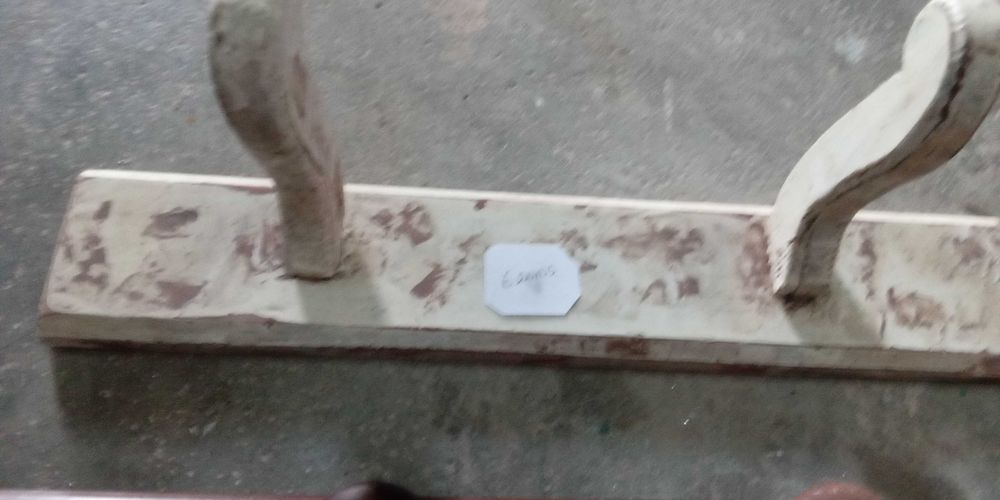 Cabides em madeira(3)