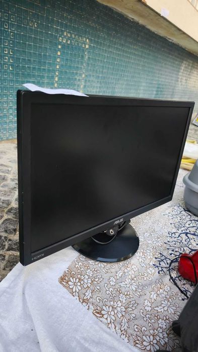 Monitor Asus VP228HE 21,5" polegadas FullHD