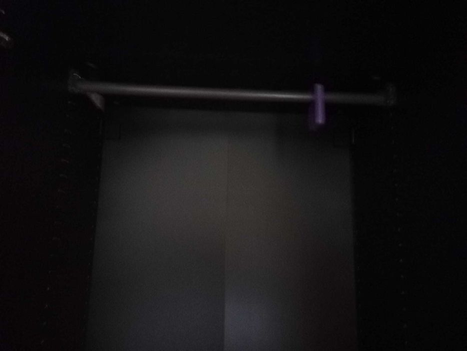 Roupeiro Ikea com 02 portas em Espelho