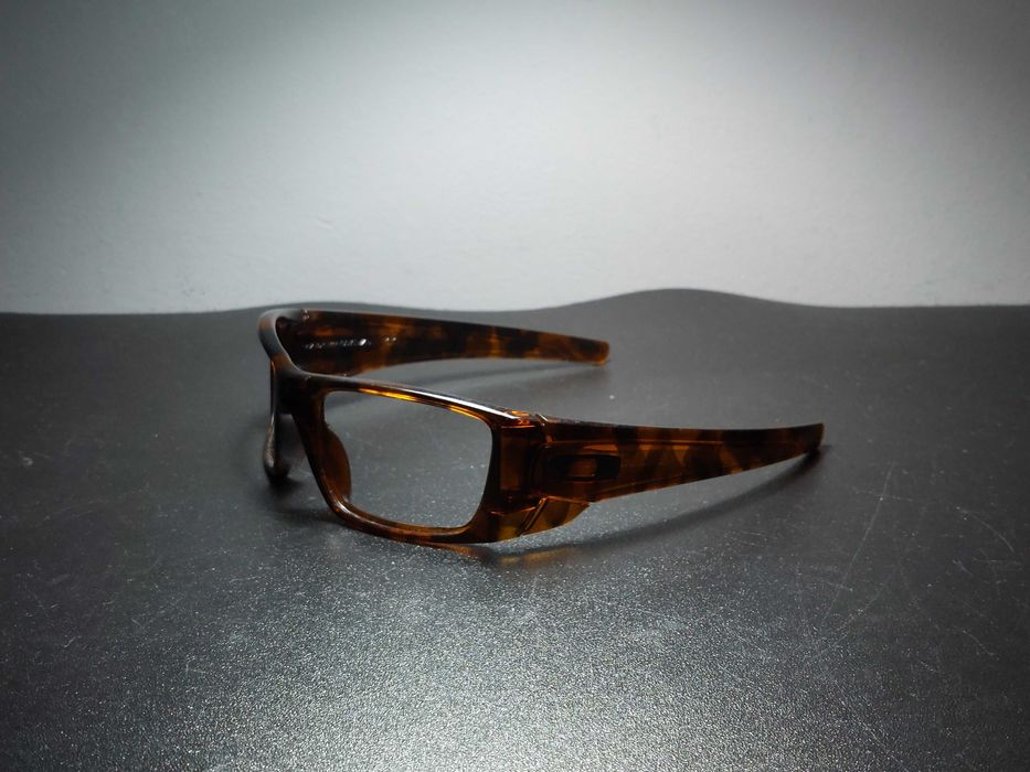 Armação Oakley Fuel Cell Original. (Casca de Tartaruga.) Ótimo estado