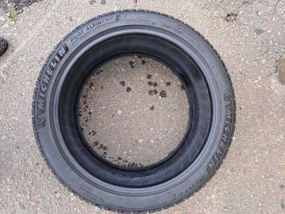 Зимові шини резина Michelin pilot alpin 5 suv 295/R35/21