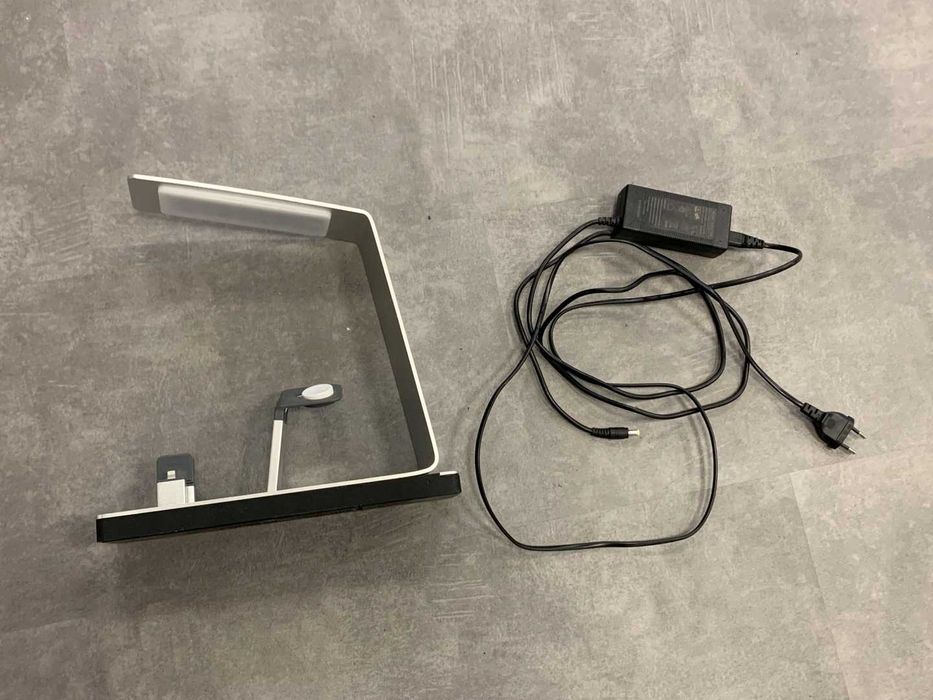 Ładowarka Z Lampką Do Apple Iphone 7 8 9 X 12 13 14 + Apple Watch