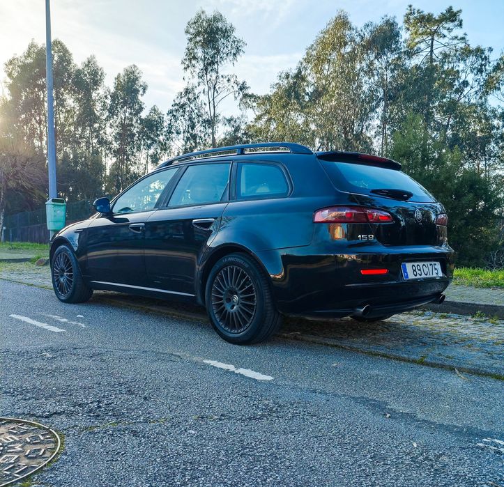 Alfa Romeo 159 Sportswagon 2.4 JTDm 200cv (única a  nível nacional)