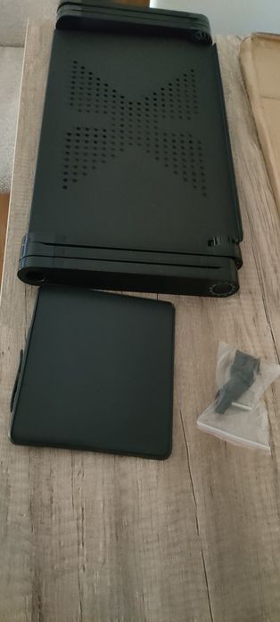 Mesa ergonómica de computador