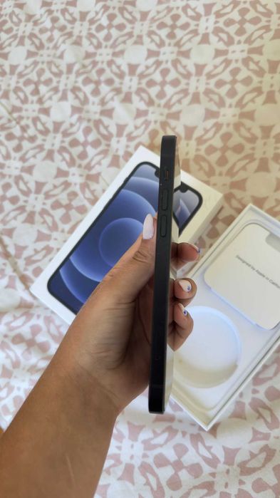 iPhone 12, Black , 128GB