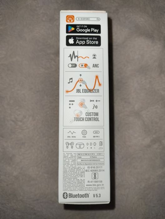 Nowe słuchawki douszne JBL Tune Beam białe