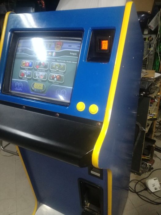 Máquina jogos Megatouche MAXX original