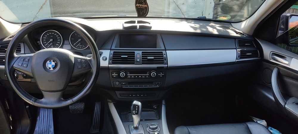 BMW x5e70 40d 306л.с