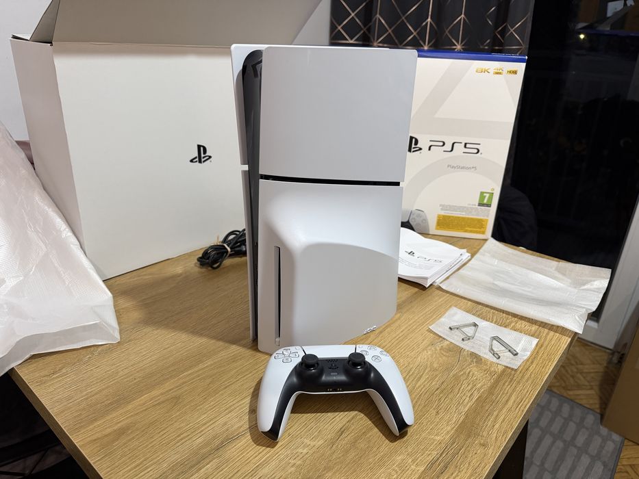 Konsola Sony PlayStation 5 Slim Blu-Ray 1TB PL Dystrybucja - idealna