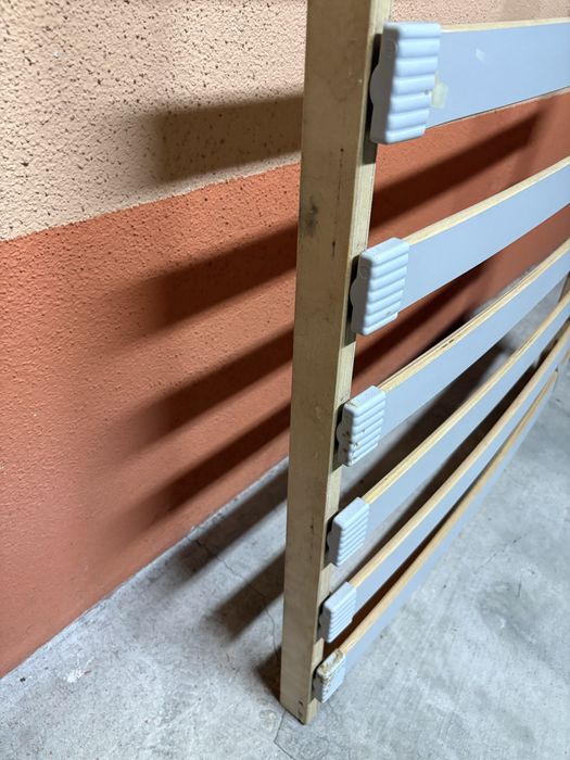 Estrado IKEA Sultan Lodingen