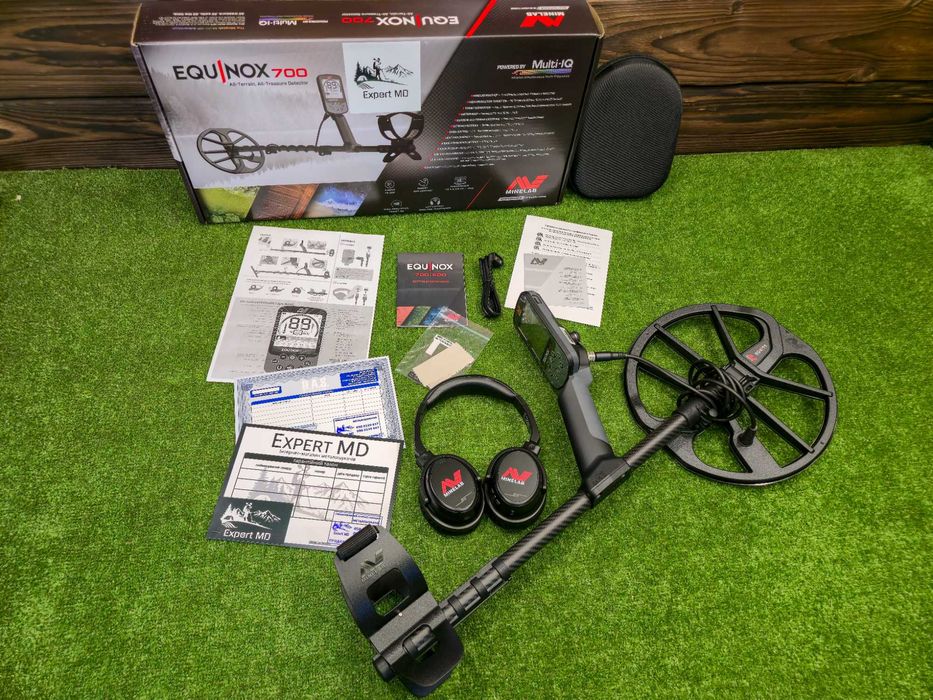 Металошукач Minelab Equinox 700