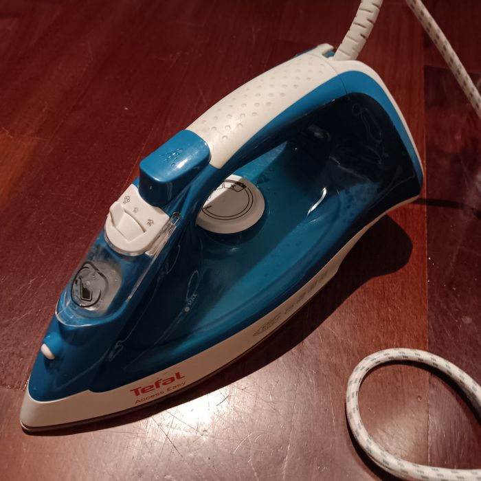 Ferro de engomar Tefal64584973284098120