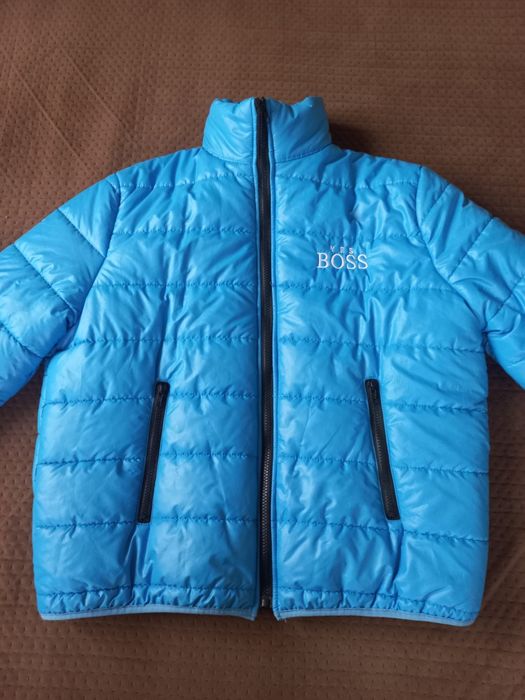 Куртка демісезонна жіноча.