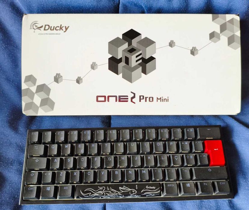 Teclado Ducky ONE 2 Pro Mini Preto PT (MX RED Silent)