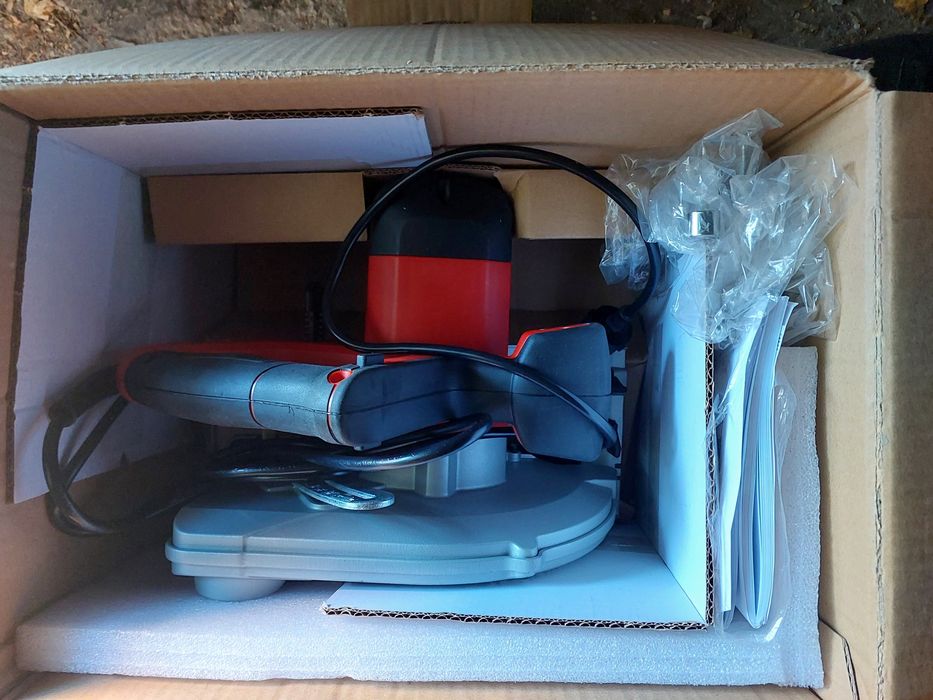 Пила дискова Einhell TC-CS 1410